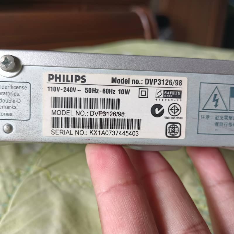 DVD Player with multiple functions 4