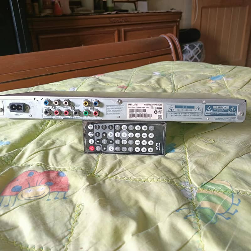 DVD Player with multiple functions 5