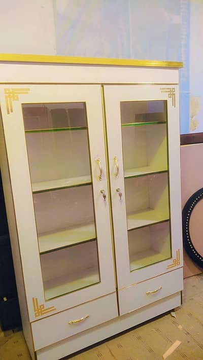 bed wardrobe and dressing table