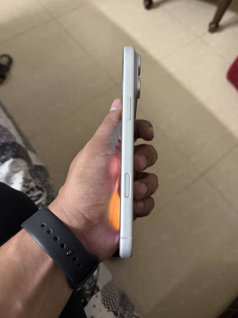 Apple iPhone 17 Pro Max 2