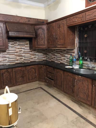 10 Marla Upper Portion Available for Rent