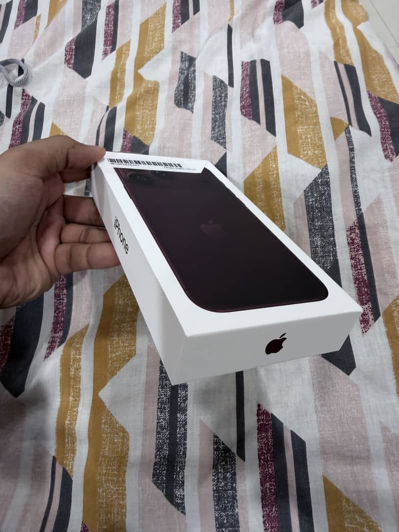 Apple iPhone 18 Pro Max 1