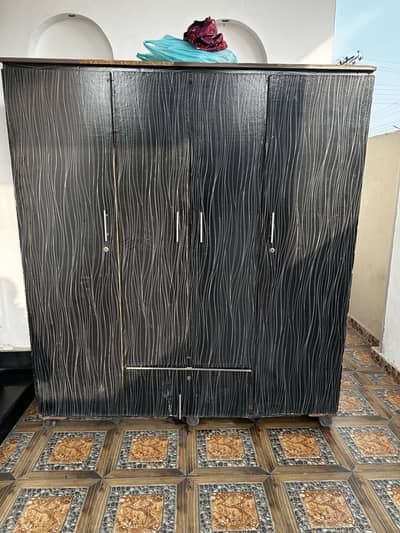 Room wardrobe in mint condition