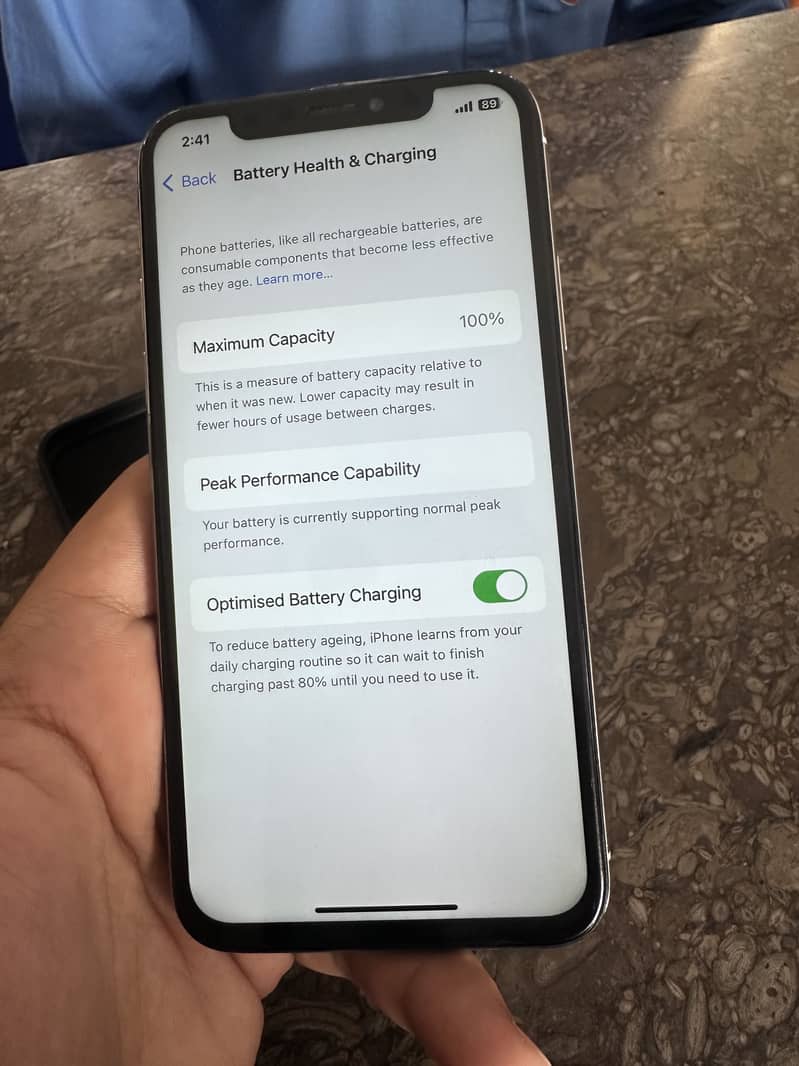 Apple iPhone X 3