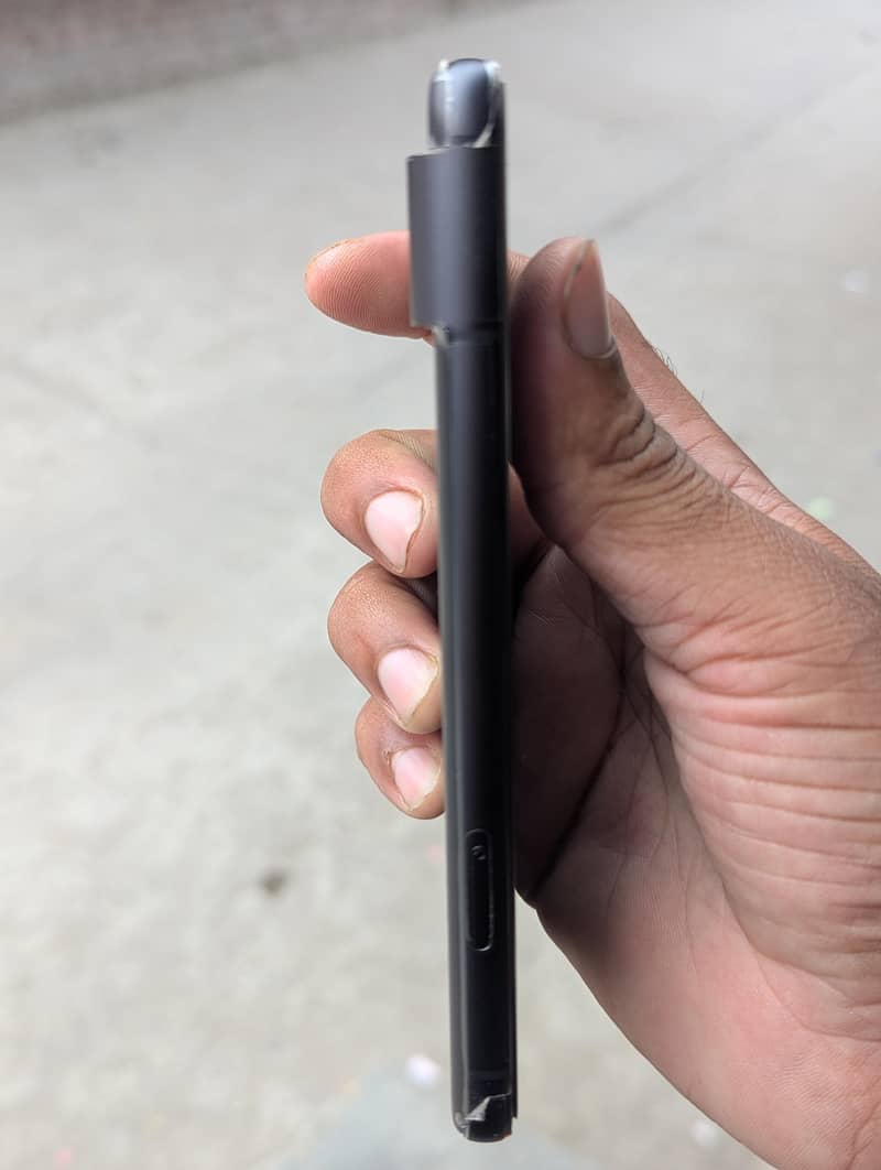 Google Pixel 8 2