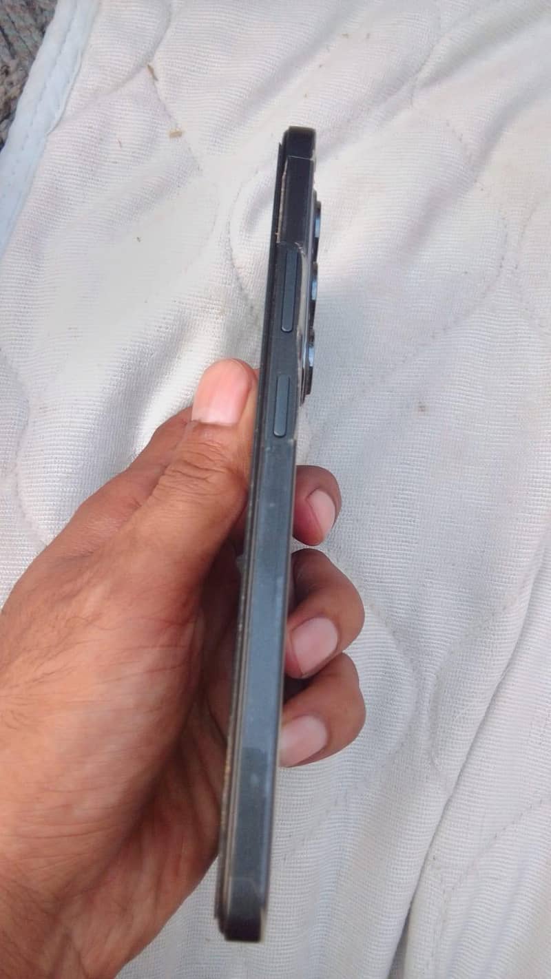 Itel S25 1