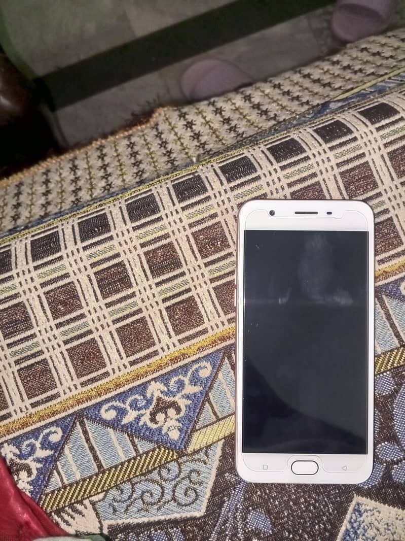 OPPO A57 1