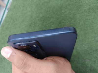 Itel City 100