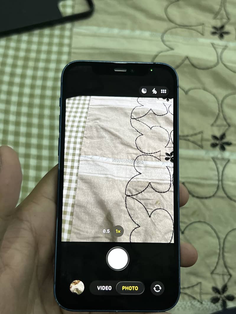 Apple iPhone 12 1