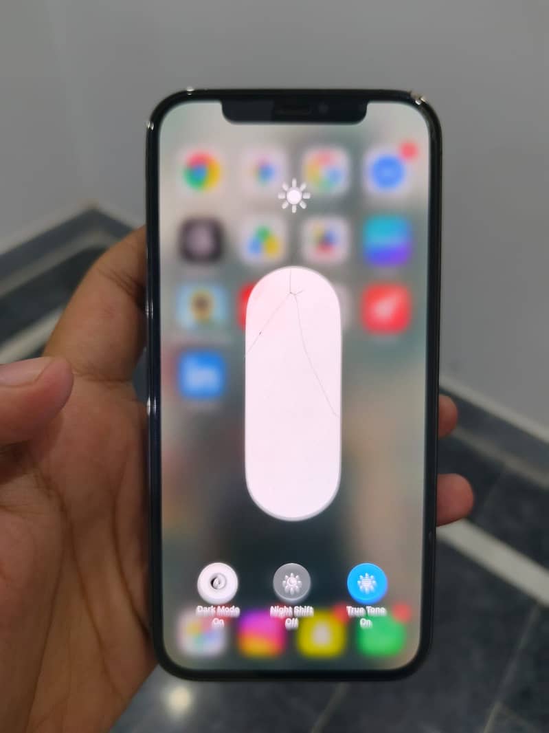 Apple iPhone 12 Pro 1