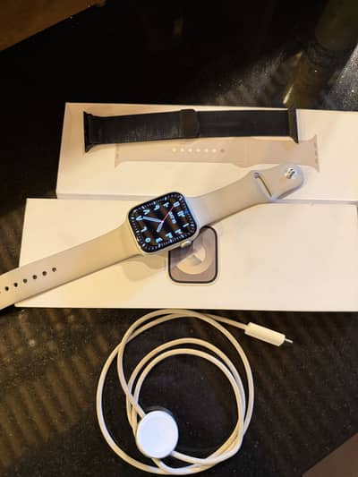 APPLE WATCH SERIES 9 45mm starlight