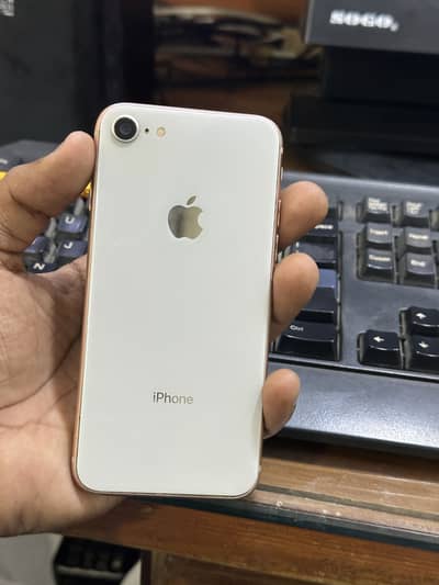 Apple iPhone 8
