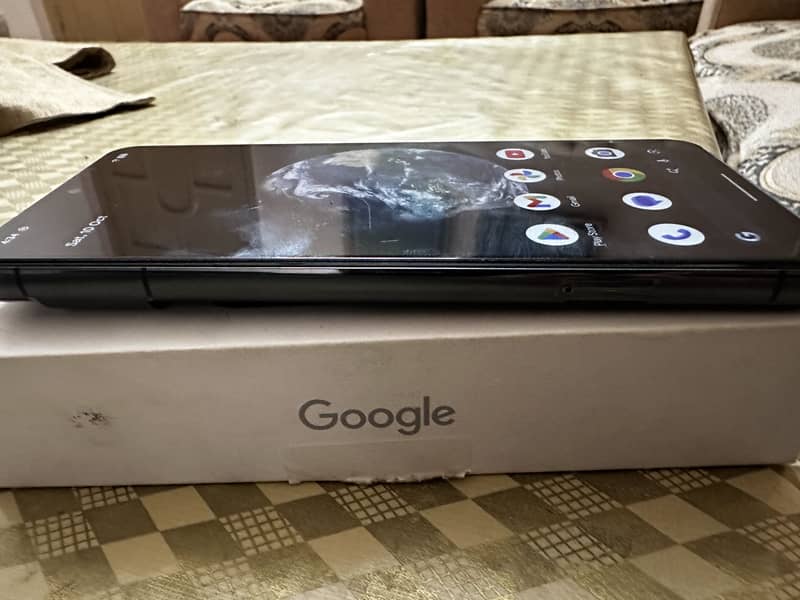 Google Pixel 8 Pro 4