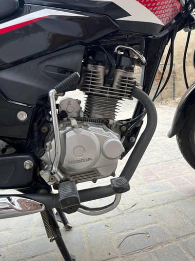 honda CB125f