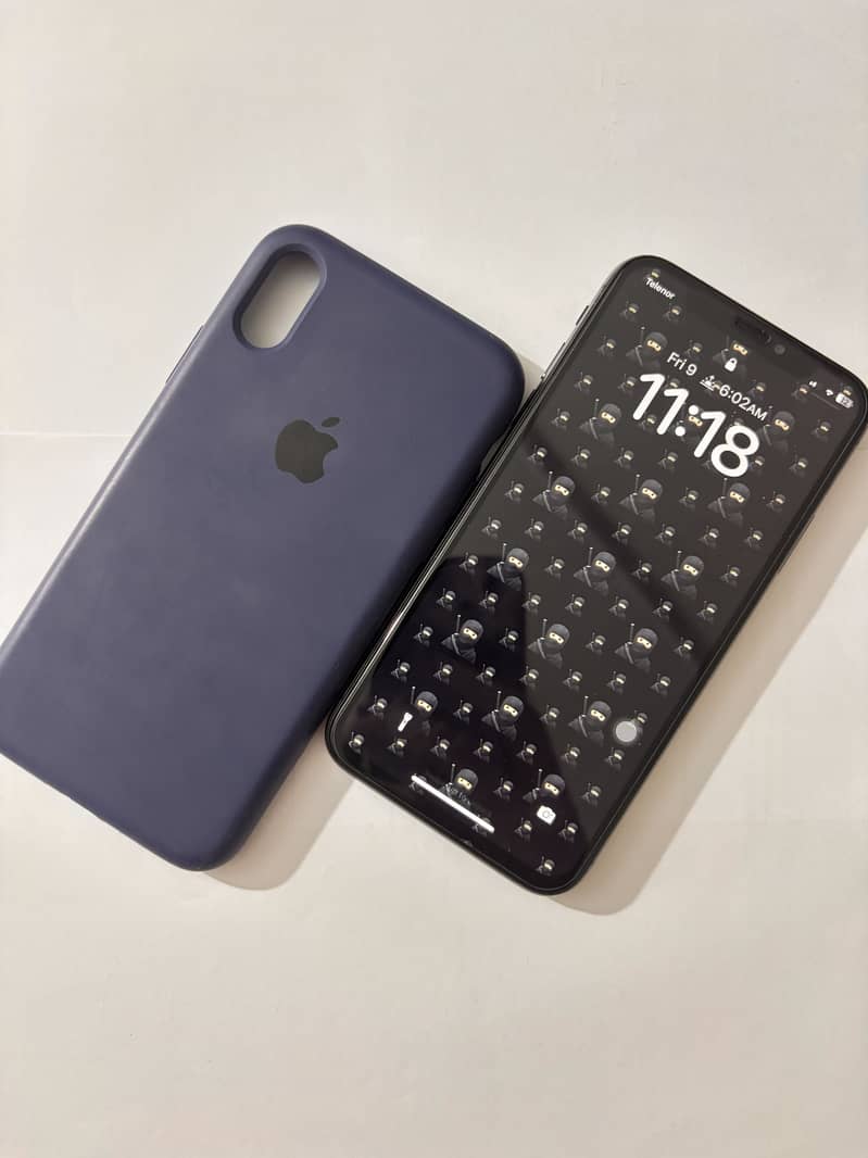 Apple iPhone X 0