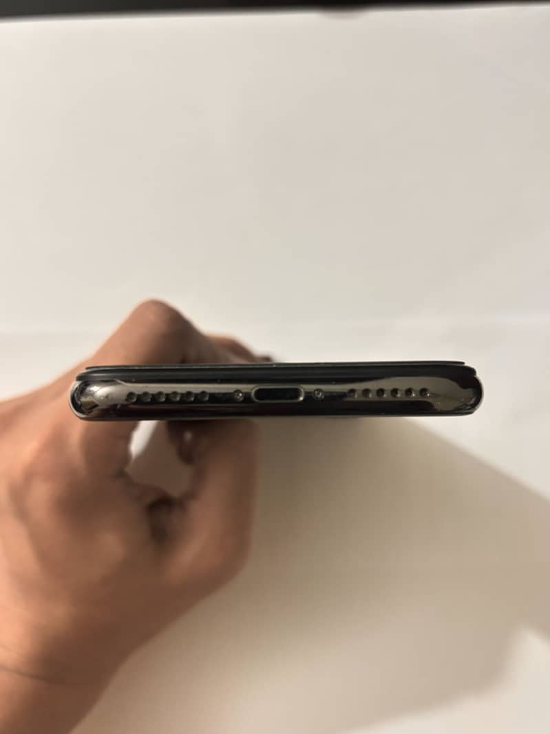 Apple iPhone X 1