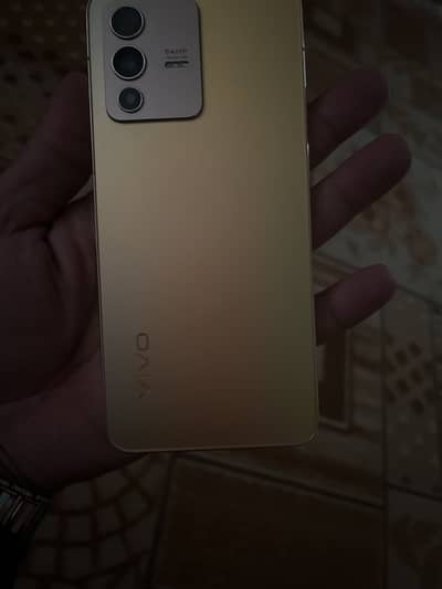 Vivo V23
