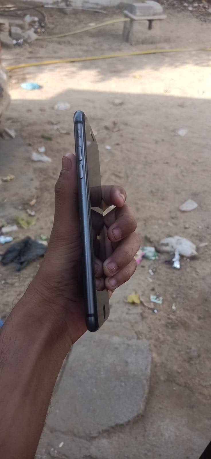 Apple iPhone 8 Plus 3