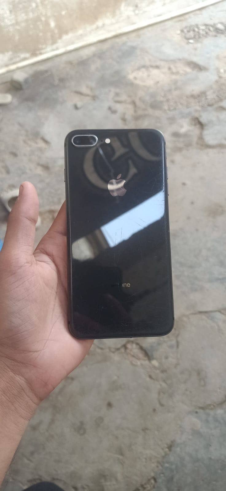 Apple iPhone 8 Plus 5