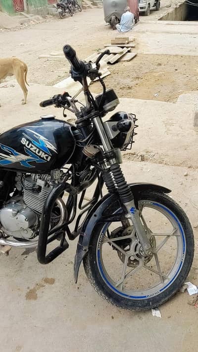 Suzuki GS 150 Se