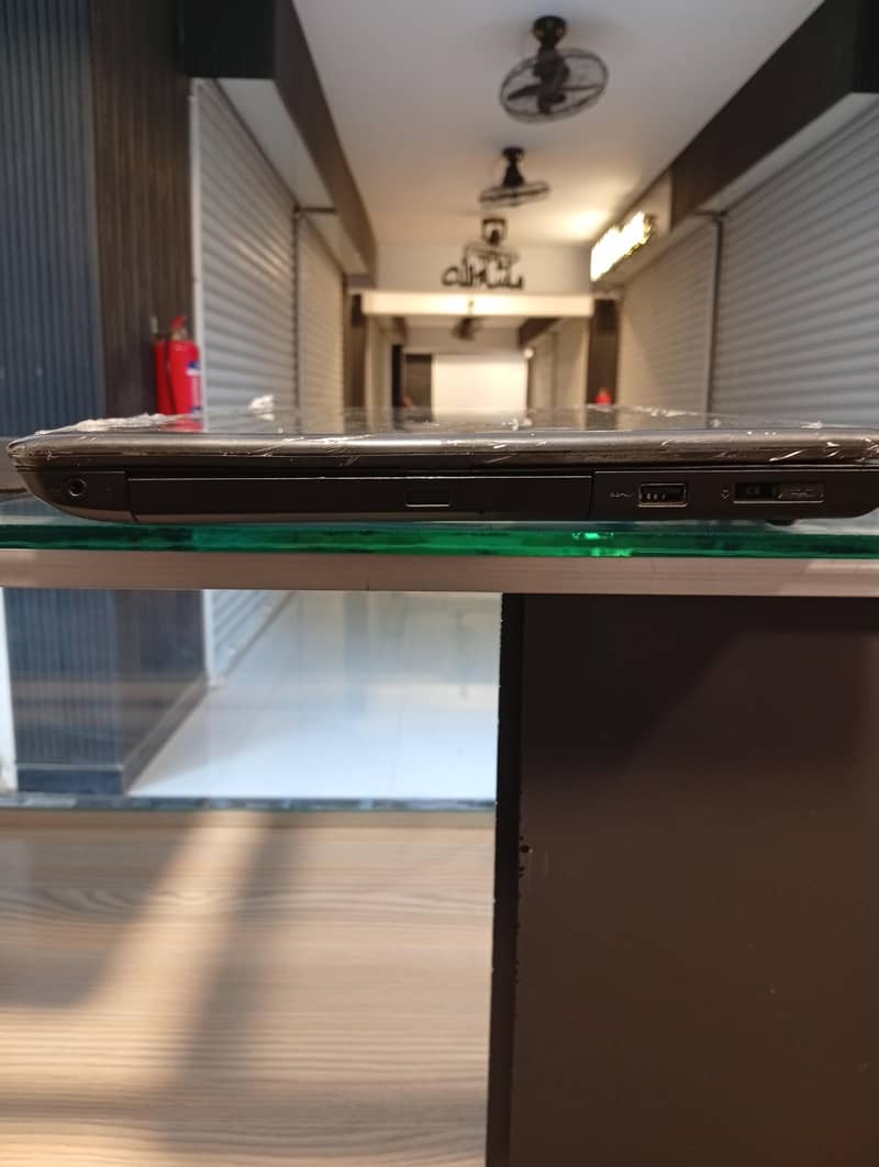 Lenovo ThinkPad E560 4