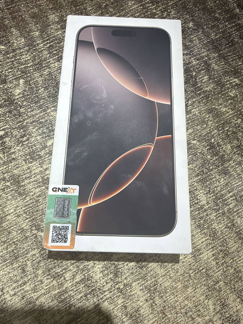 Apple iPhone 16 Pro Max 4