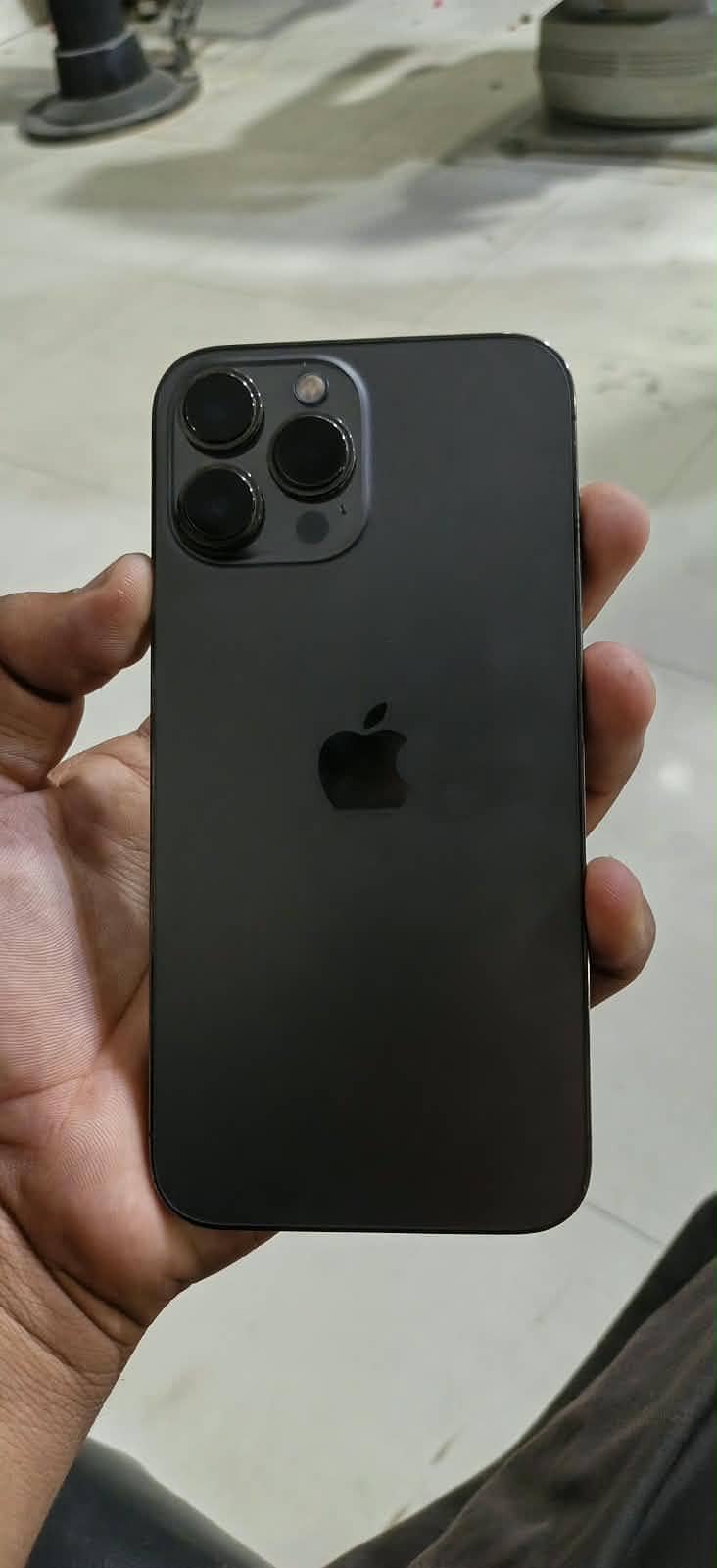 Apple iPhone 13 Pro Max 0