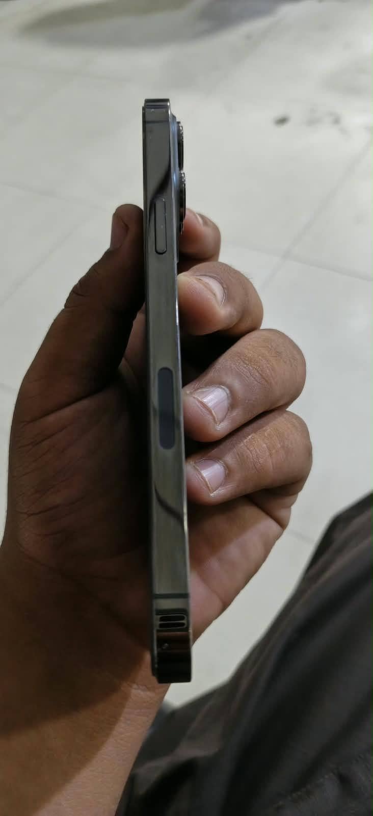 Apple iPhone 13 Pro Max 2