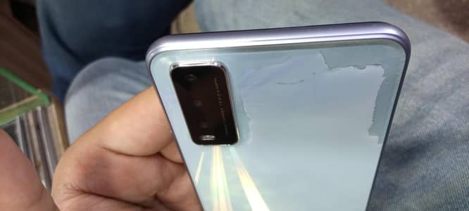 Infinix Y20