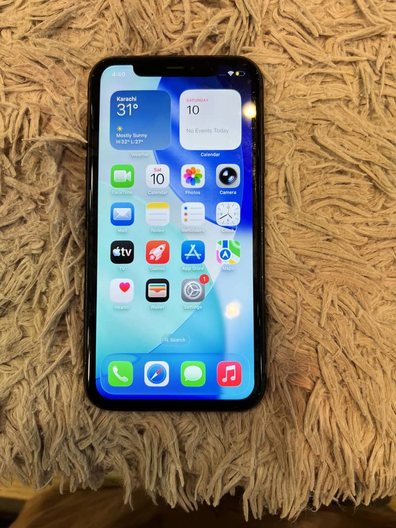 Apple iPhone 11 4