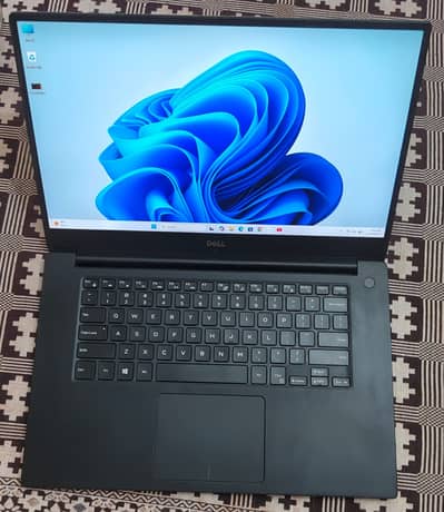 Dell Precision 5530 workstation Laptop (Intel(R) Xeon(R) E-2176M (12 )