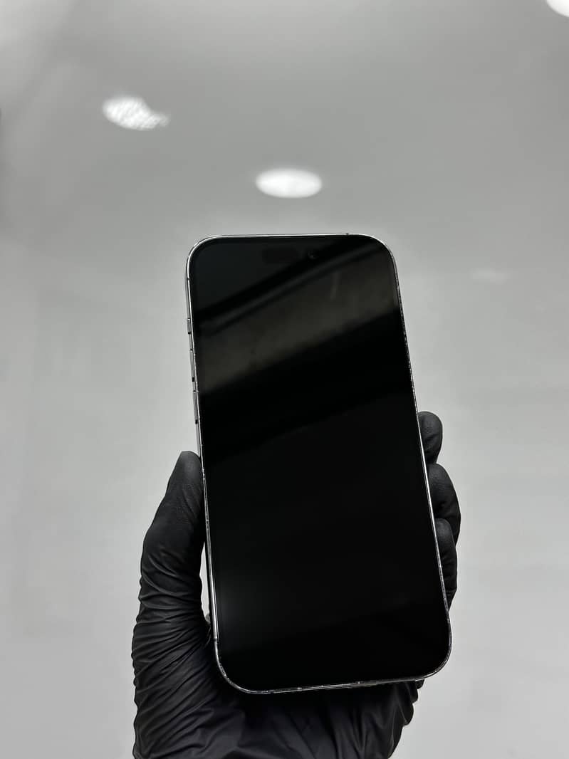 Apple iPhone 14 Pro 3
