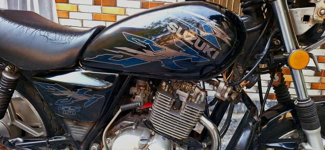 Suzuki GS 150 2017 | Black | Price is negotiable