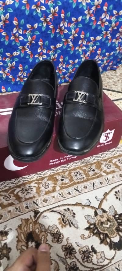 shoes in new condition