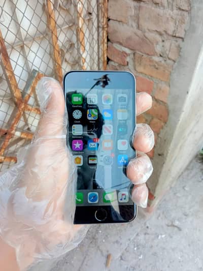 Apple iPhone 6