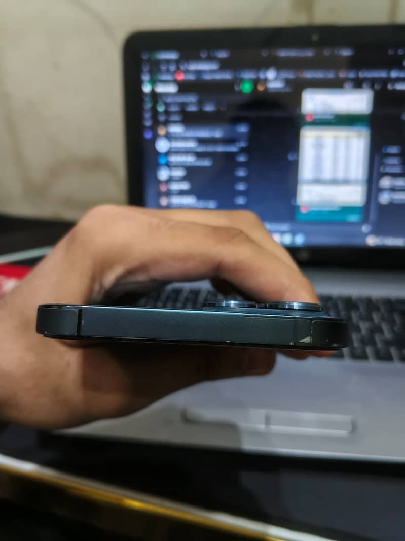 Apple iPhone 12 Pro Max 5