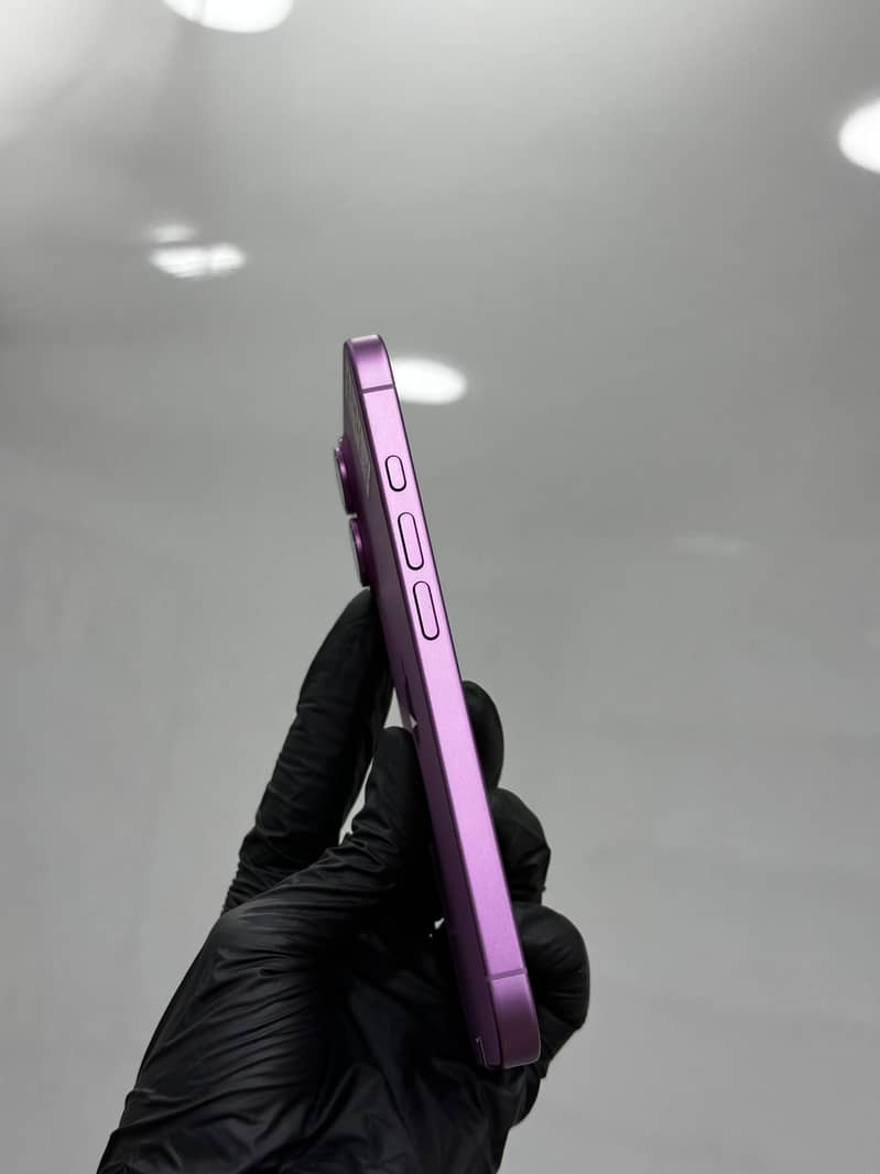 Apple iPhone 16 1