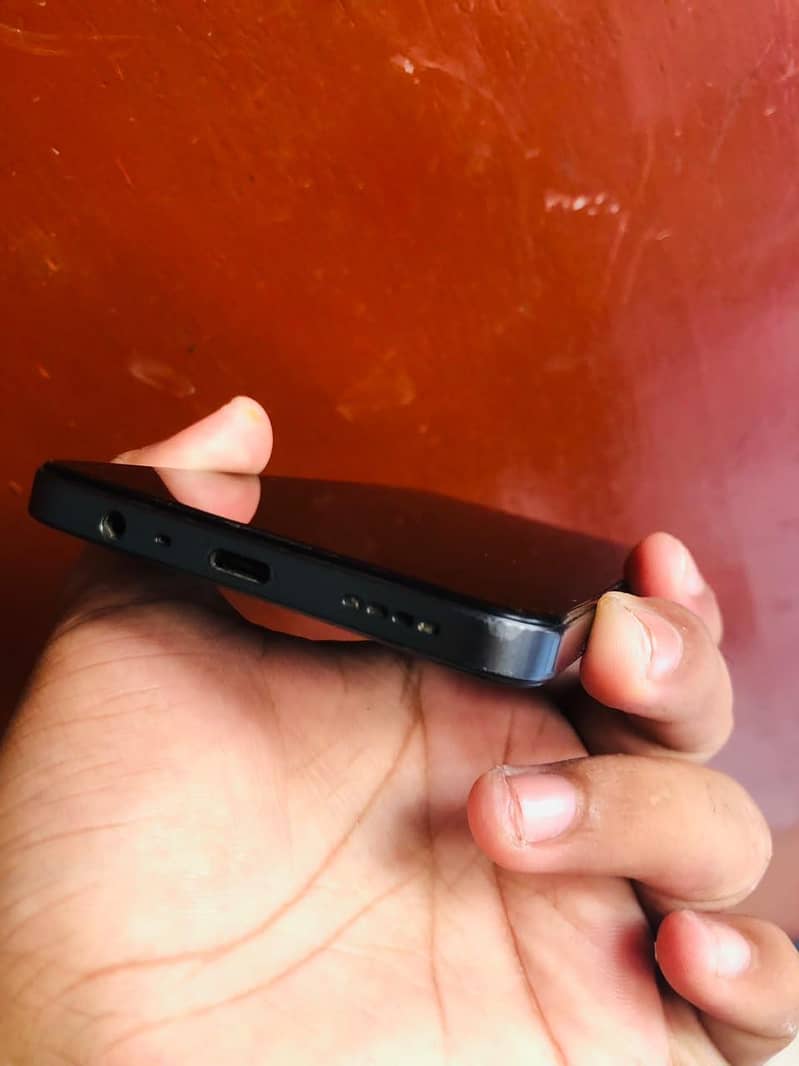 Realme Note 60x 4