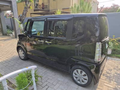 Honda N Box 2015 | 660cc | Army Officer Owned | Lahore Registered |
