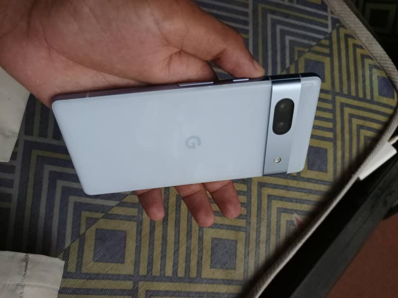 Google Pixel 7a 2