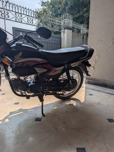 Honda Pridor 2013