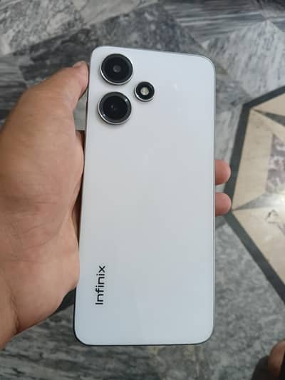 Infinix Hot 30 Play