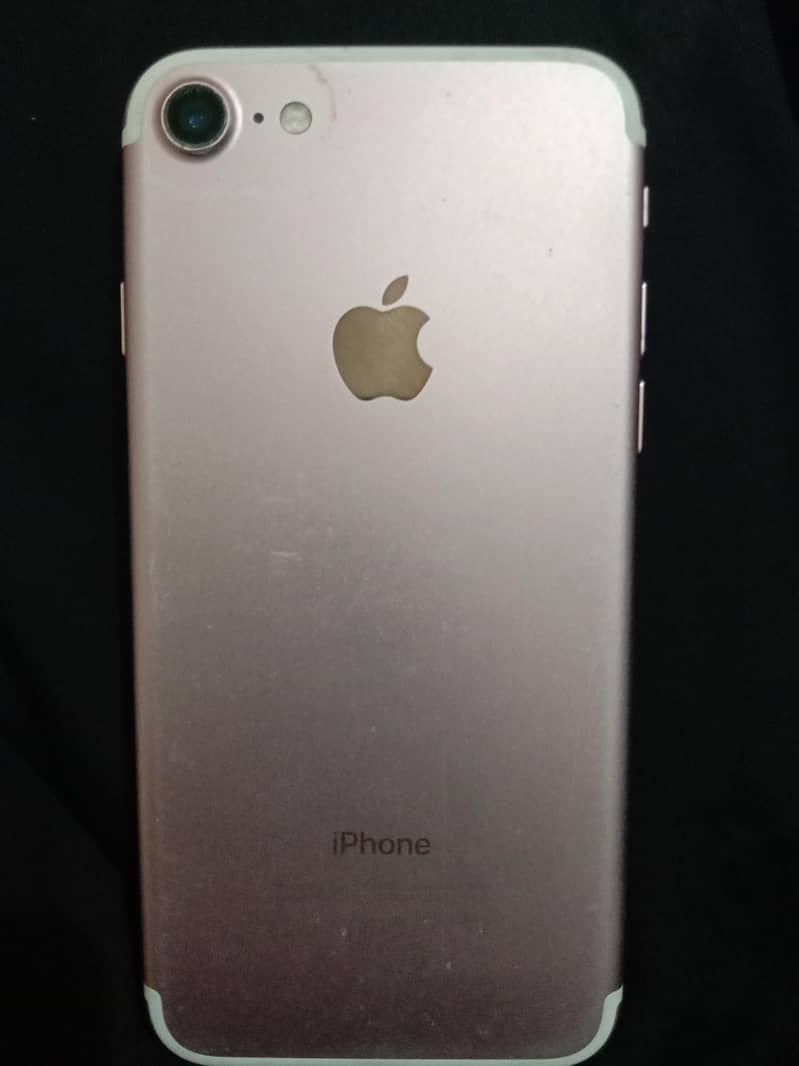 Apple iPhone 7 0