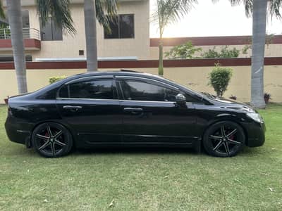 Honda Civic Oriel 2009