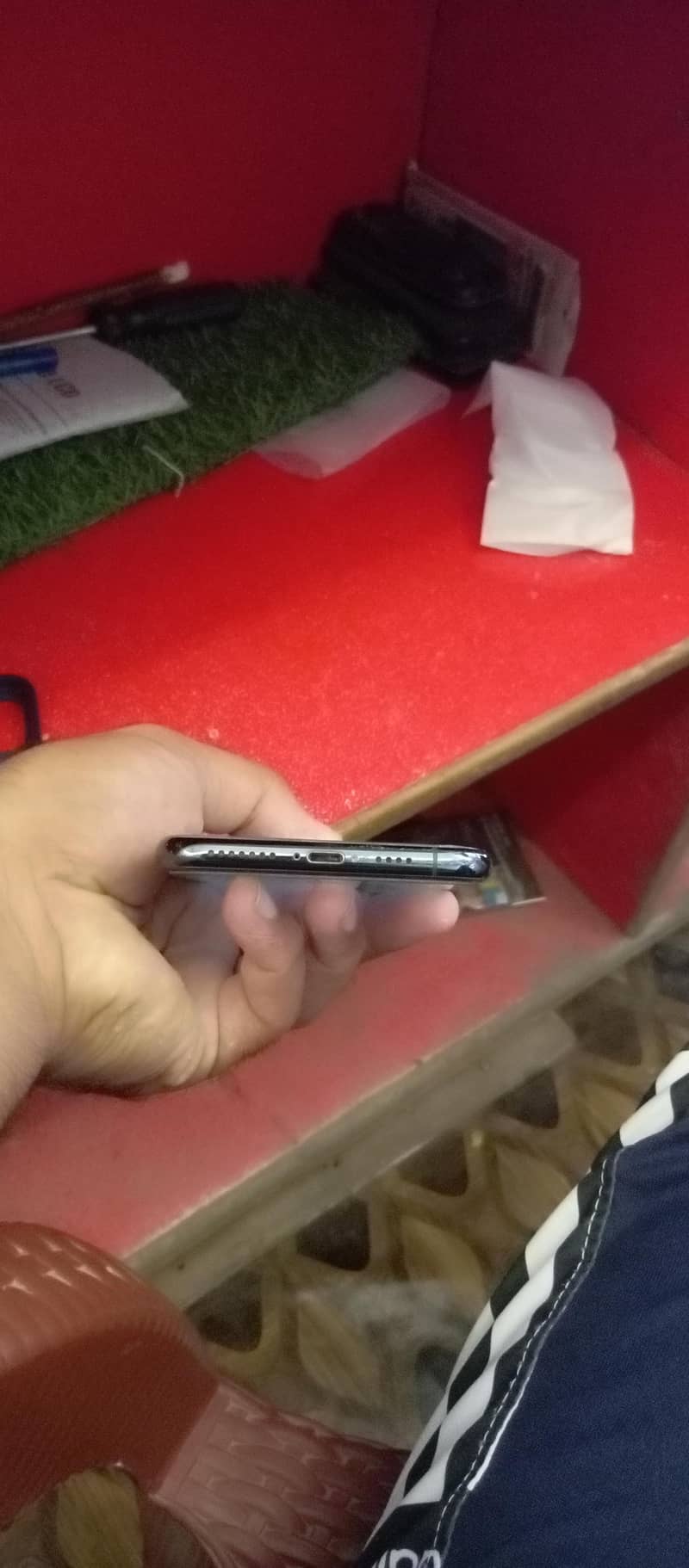 Apple iPhone 11 Pro Max 6