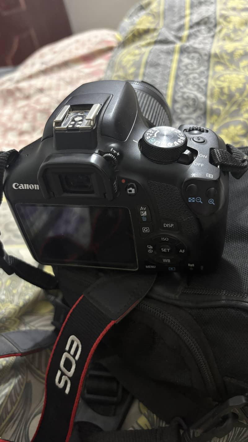 1300D camera 1