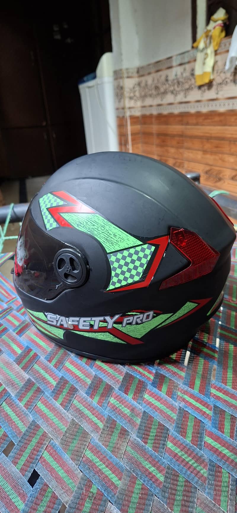 helmet 1