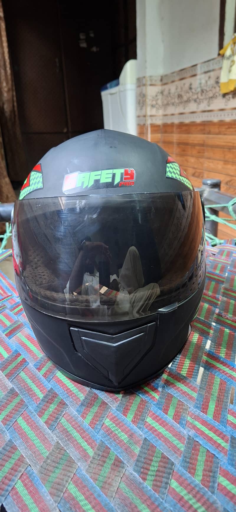 helmet 4
