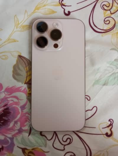 Apple iPhone 16 Pro Desert titanium