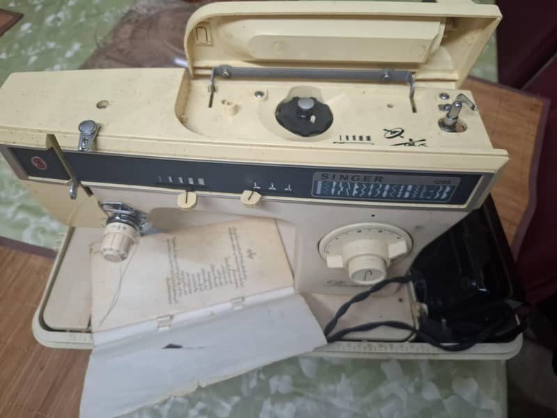 Singer Dismatic Swing Machine 2